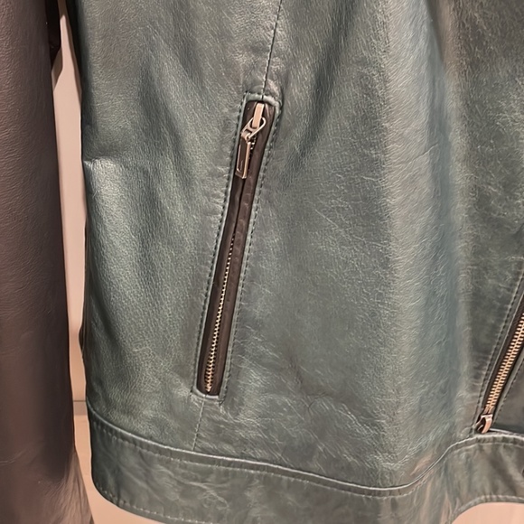 Danier Genuine Leather black and green Jacket Moto Style women’s large - Picture 5 of 13